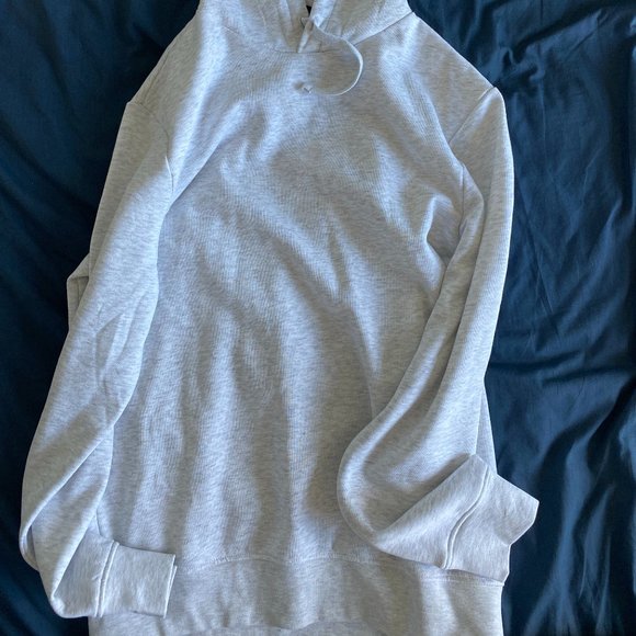 ULTRA Soft H&M White Hoodie - Picture 2 of 3